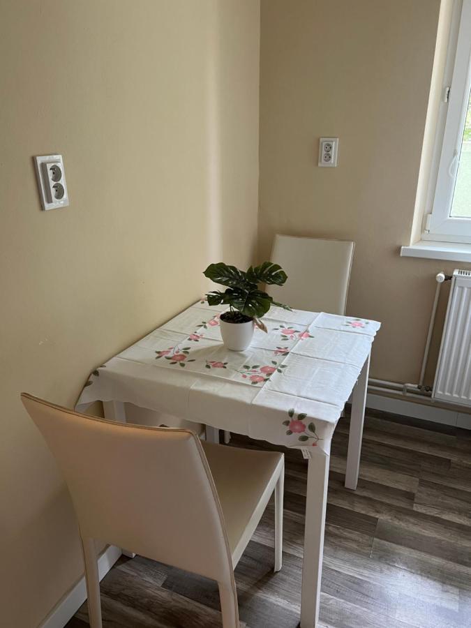 Lovely Flat In The City Center Братислава Экстерьер фото